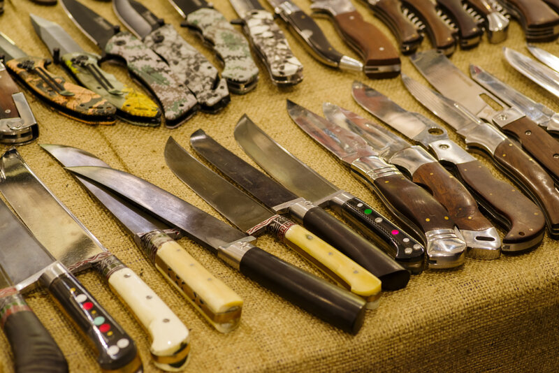 HOW-TO: Choose The Best Survival Knife - Survival 101